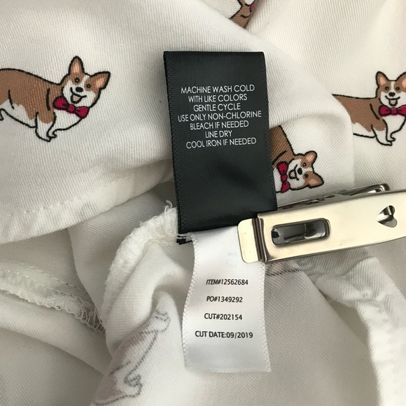 Torrid Women’s Corgie Print Stretch White Button Up SS Shirt plus size 4X in EUC - Picture 16 of 16